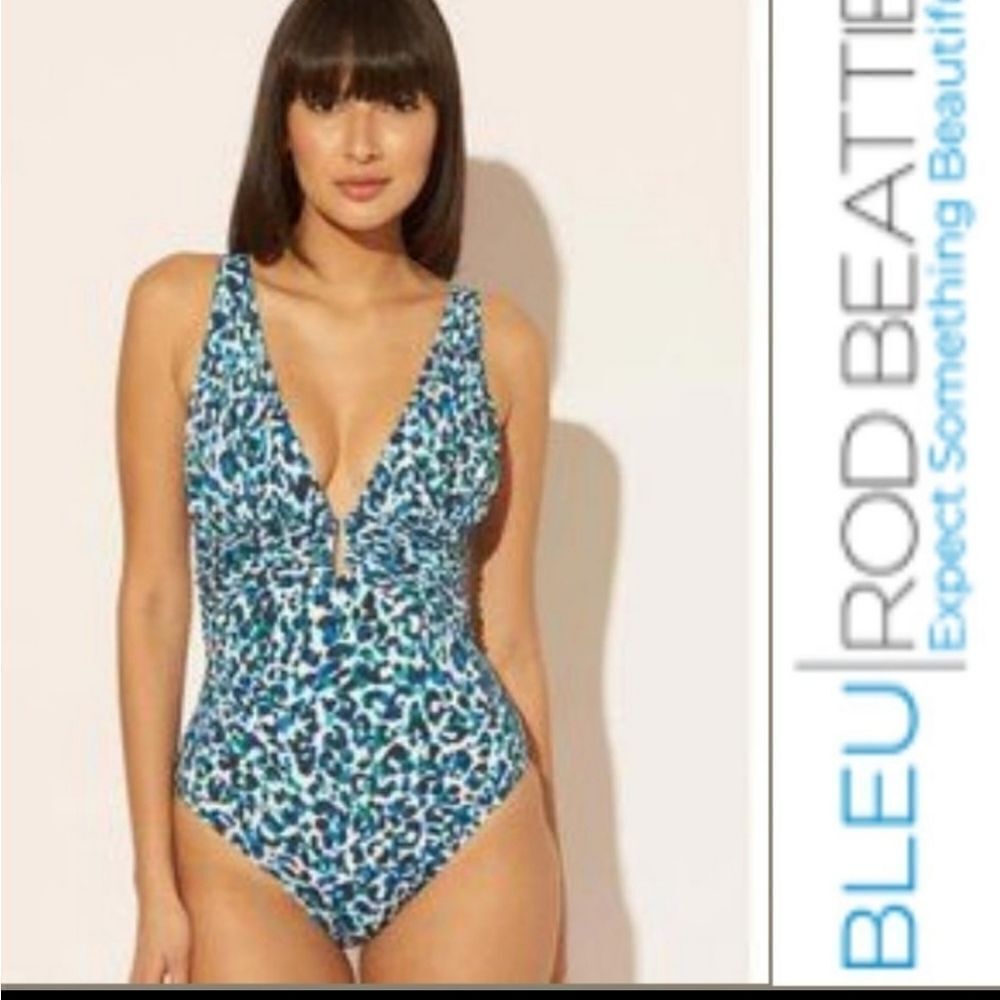 🆕️2025 ARRIVAL Bleu Rod Beattie Women's Blue leopard print Plunging Swimsuit 10 - Picture 8 of 16